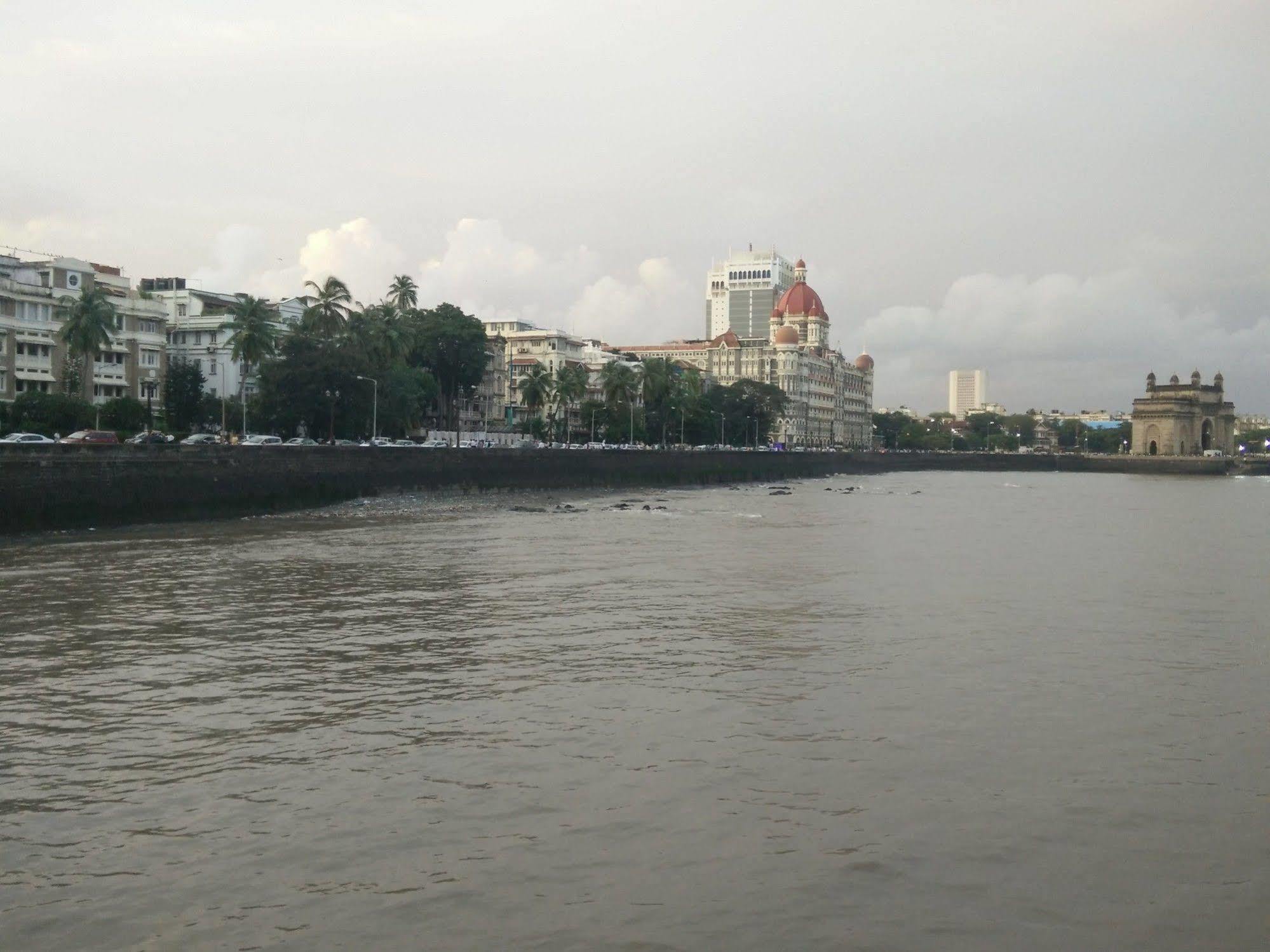 Strand Hotel, Colaba Βομβάη Εξωτερικό φωτογραφία